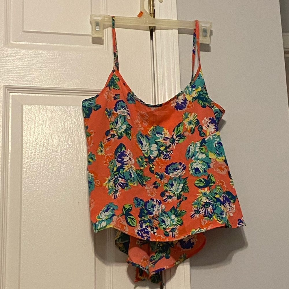 Ambiance Apparel - Coral Floral Crop Top  Size: M